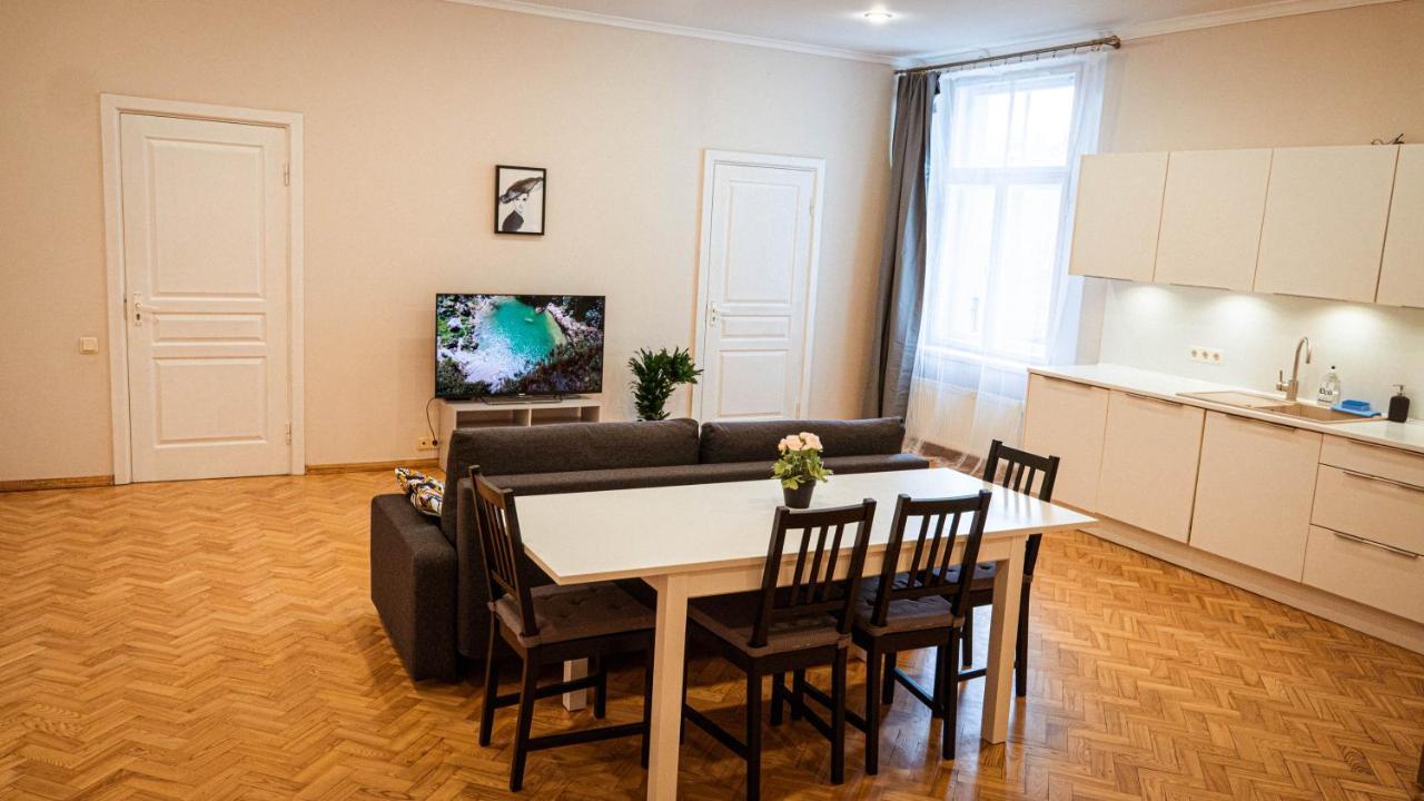 Holberg Apartment Riga Eksteriør bilde